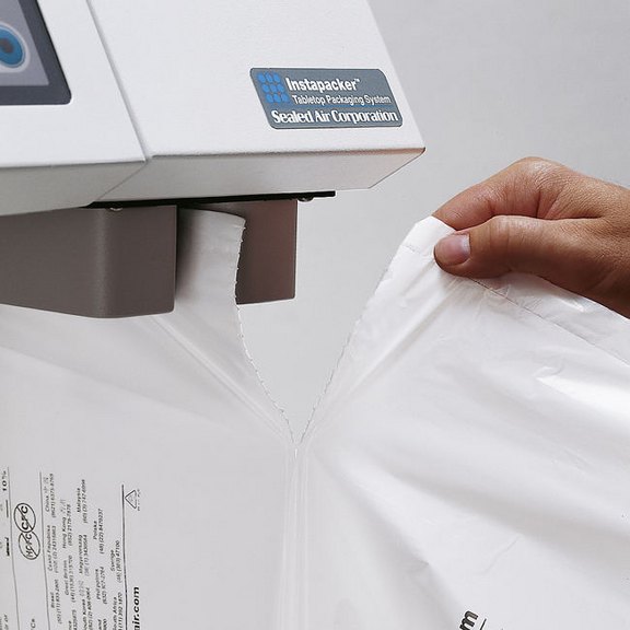 Instapacker™ Schaummenge und Perforation individuell programmierbar