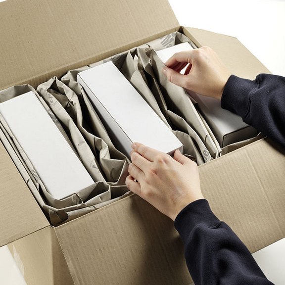 SpeedMan Box® zum Füllen und Polstern von Versandkartonagen